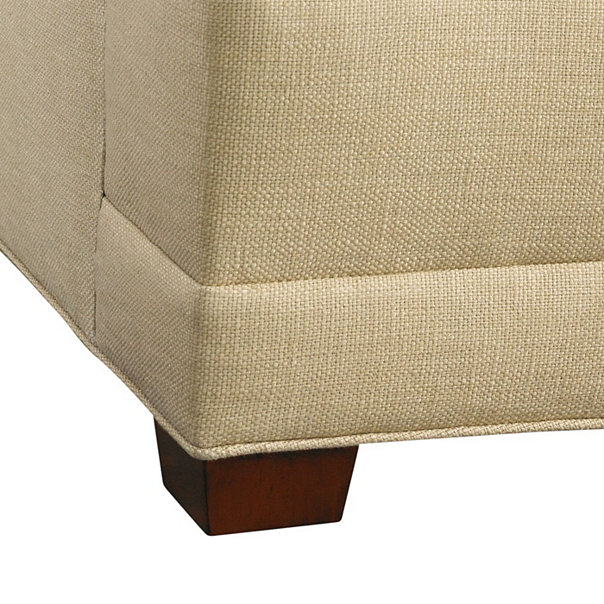 Exposed Leg with Border